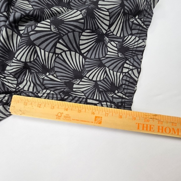 Kanu Surf Women's Oceanside UPF 50+ Active Swim Board Short Size 14 Inseam 9” - Picture 7 of 7